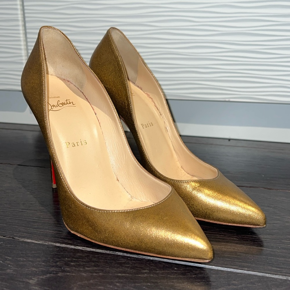Christina Louboutin Pigalle Follie GOLD ⚱️Size 39 EU